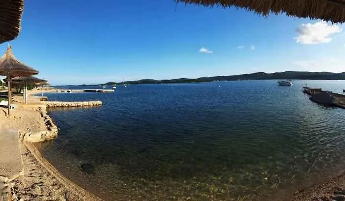 In - Biograd Riviera 53916 Turanj